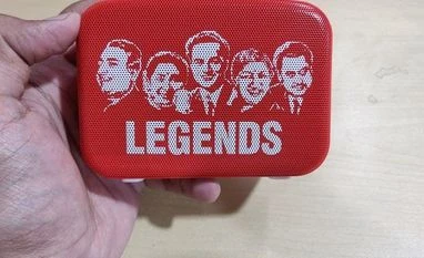 Saregama Carvaan Mini: Great on looks, sound, utility. Song library? Umm... Saregama Carvaan Mini