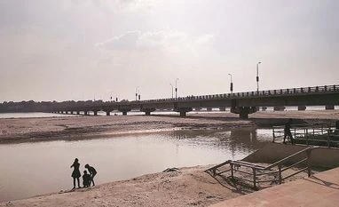 940 dams, barrages threaten Ganga's rejuvenation, restricting its flow ganga