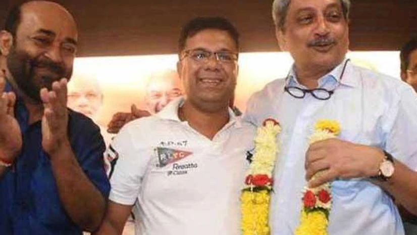 Goa Health Minister Vishwajit Rane with Manohar Parrikar | File photo Vishwajit Rane