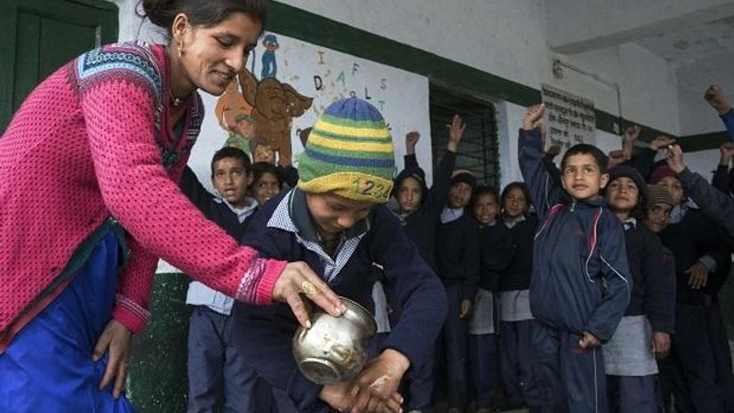 Headquartered in Delhi, Dharma Life began with 100 men and women who were 'recruited' in Maharashtra. It has now grown to 14,000 entrepreneurs across 35,000 villages in 13 states Headquartered in Delhi, Dharma Life began with 100 men and women who were 'recruited' in Maharashtra. It has now grown to 14,000 entrepreneurs across 35,000 villages in 13 states