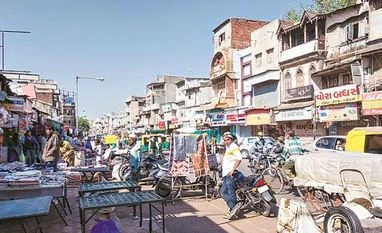'Large cities must raise funds via municipal bonds for development works' cities, markets