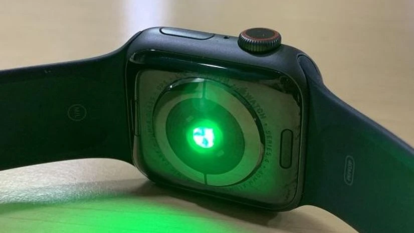 Apple Watch Series 4: Optical Heart rate sensor Apple Watch Series 4: Optical Heart rate sensor