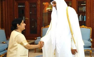 Sushma Swaraj meets Emir of Qatar, seeks to enhance bilateral ties Sushma Swaraj, Tamim Bin Hamad Al-Thani