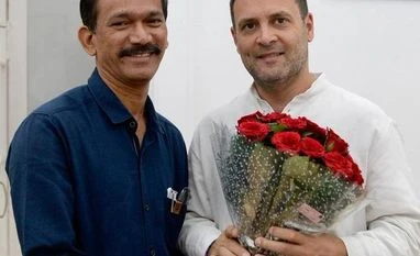 Meeting between top Congress leader, ex-Goa CM triggers speculation Girish Chodankar
