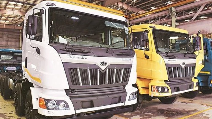 Mahindra, Mahindra Trucks, M&M Mahindra & Mahindra