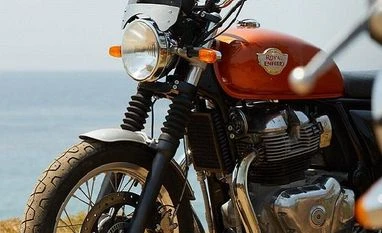 Royal Enfield reports 19% decline in wholesales during November Royal enfield, motorcycle, interceptor, continenta