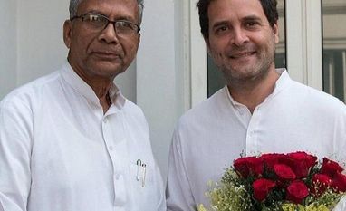 Chhattisgarh polls: How rise of the Sahus is set to tilt scales in state Tamradhwaj Sahu with Congress President Rahul Gandhi