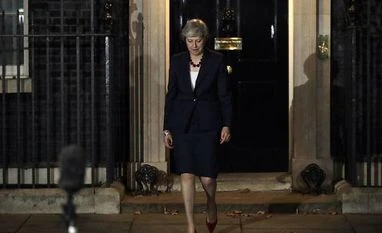 Brexit deal: May faces deep political crisis after 2 cabinet ministers quit Theresa May