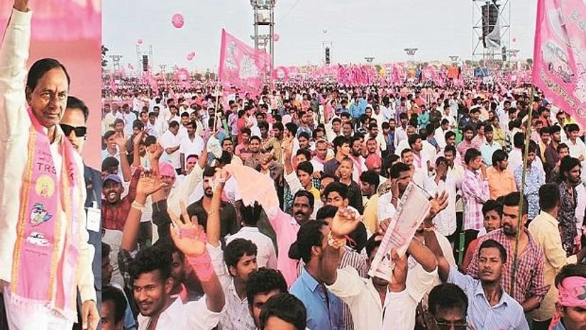 In 2017, KCR launched a new scheme – he distributed free sheep; and he gave contracts freely to companies to dredge and refill traditional water tanks In 2017, KCR launched a new scheme – he distributed free sheep; and he gave contracts freely to companies to dredge and refill traditional water tanks