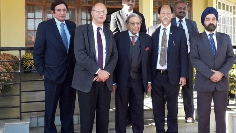 FFC, Neiphiu Rio, Nagaland The 15th Finance Commission celebrates its 1st anniversary in Kohima with a meeting with Hon. CM, Nagaland Shri Neiphiu Rio and his cabinet colleagues. (Photo: Finance Commission of India via Twitter @15thFinCom)