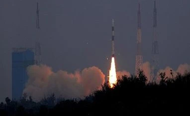 PSLV-C43 launched successfully with HysIS and 30 foreign satellites PSLV-C43
