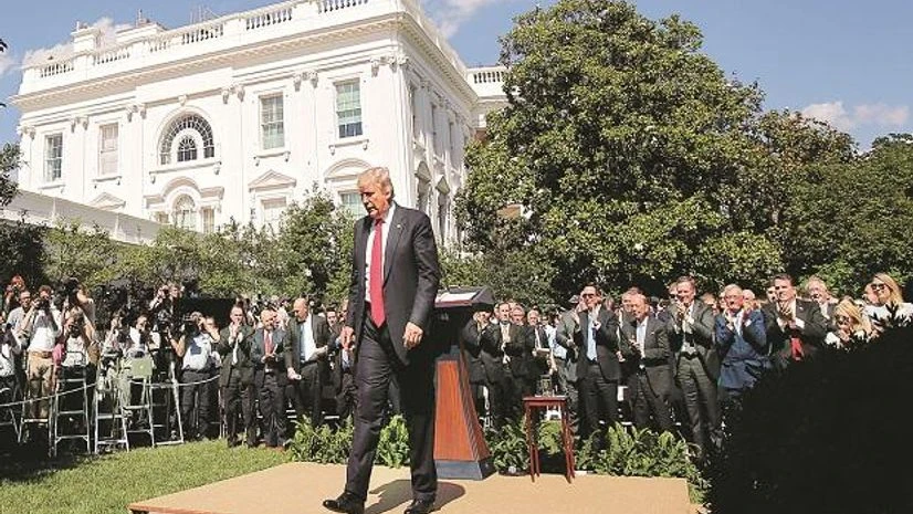 US consumer sentiment at two-year low in early Jan, manufacturing rebounds US consumer sentiment at two-year low in early Jan, manufacturing rebounds