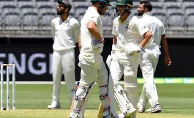 Ind vs Aus 2nd test Day 1 highlights:Cummins, Paine take Australia to 277/6 India vs Australia