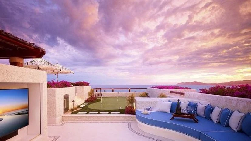 Rich homebuyers are now 'test-driving' multimillion-dollar mansions Rich homebuyers are now 'test-driving' multimillion-dollar mansions