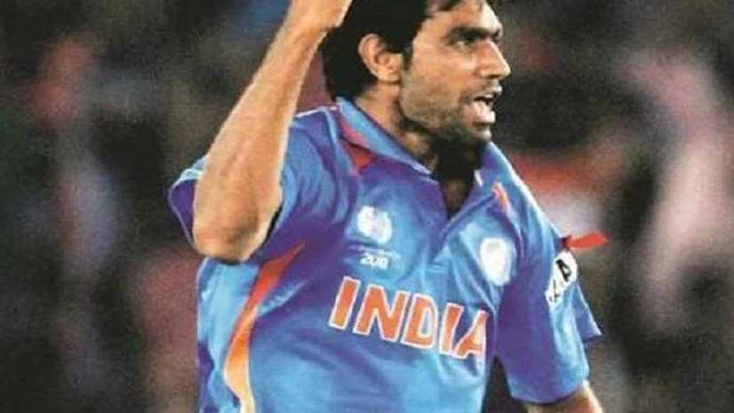 Munaf Patel (Photo: PTI) Munaf Patel (Photo: PTI)