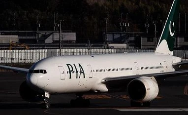 Pak extends closure of its airspace for int'l transit flights till March 11 pakistan, pakistan flight, PIA, pakistan plane, PAK, pak carrier