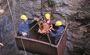 Not satisfied with steps taken to rescue miners: SC tells Meghalaya govt Meghalaya mine