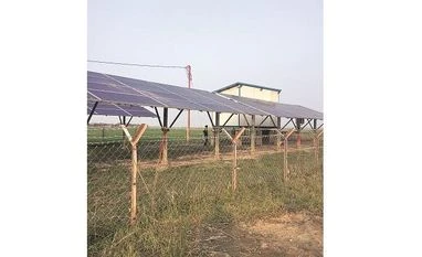 Bihar electrification drive involves crossing rivers and fixing bills Solar power plant, solar panel