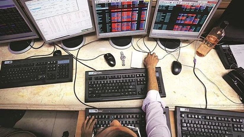 market, sebi Sebi may soon issue norms mandating foreign brokers to store data locall