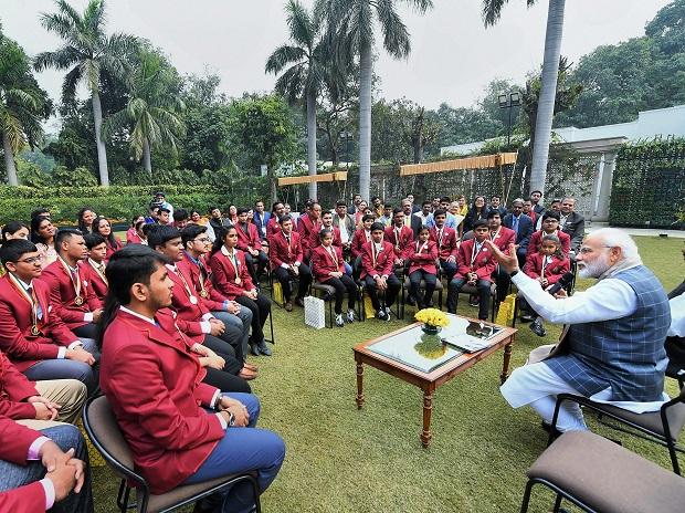 PM Narendra Modi interacts with the 26 winners of Rashtriya Bal Puraskar 2019 for innovation and bravery PM Narendra Modi interacts with the 26 winners of Rashtriya Bal Puraskar 2019 for innovation and bravery