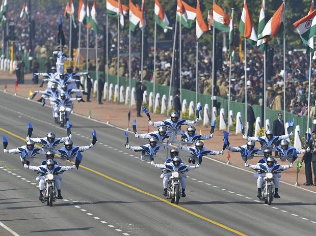 14 of Indian Army's Crops of Signals Motor Cycle team display their skills with Signals Colours on three motorcycles 14 of Indian Army's Crops of Signals Motor Cycle team display their skills with Signals Colours on three motorcycles