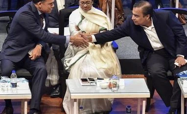 5th Bengal Global Business Summit generates proposals of Rs 2.84 trillion mukesh ambani, mamata banerjee