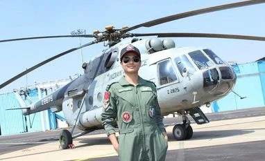 Flight Lieutenant Hina Jaiswal becomes IAF's first woman flight engineer Hina Jaiswal IAF