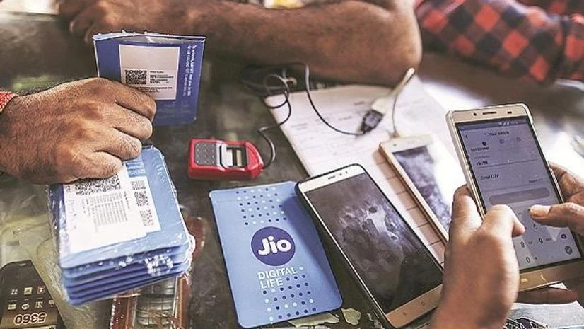 Reliance Jio could lose Rs 15 billion this fiscal year: Bernstein Reliance Jio could lose Rs 15 billion this fiscal year: Bernstein