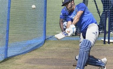 Shane Warne invites Dhoni to play inaugural edition of The Hundred in 2021 Indian cricketer MS Dhoni bats during a training session ahead of the 3rd ODI match against Australia at JSCA Stadium, in Ranchi. Photo: PTI