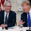 Left to right: Tim Cook, Donald Trump . Photo: Reuters