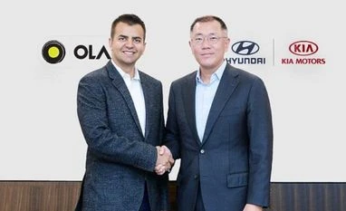 Bhavish Aggarwal, Ola and Euisun Chung, Hyundai Bhavish Aggarwal, Ola and Euisun Chung, Hyundai