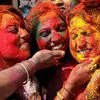 Love, peace and harmony: PM Modi, President and others wish 'Happy Holi'