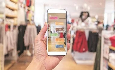 Algo Rhythm: Augmented and virtual reality to drive shopping experience online shopping