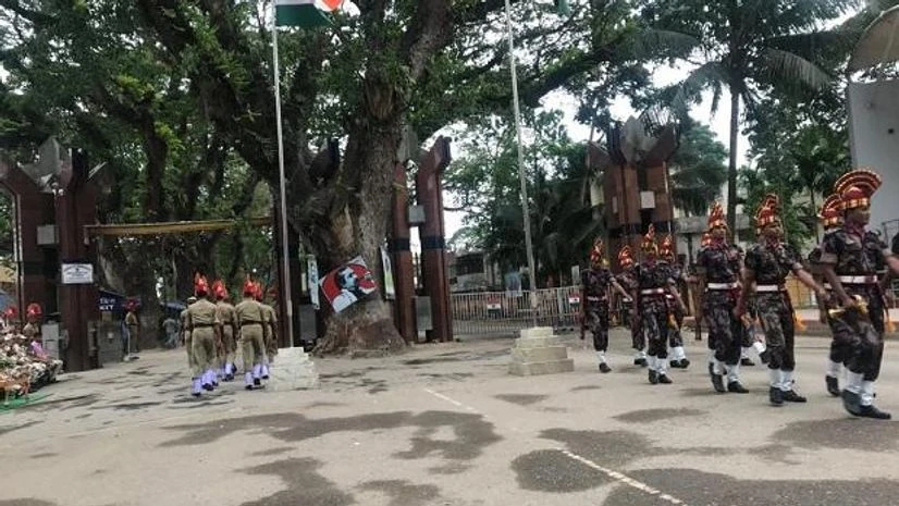 Customary change of guards take place at Petrapole, often called Wagah of the East, on the India-Bangladesh border Photo: Business Standard Customary change of guards take place at Petrapole, often called Wagah of the East, on the India-Bangladesh border Photo: Business Standard