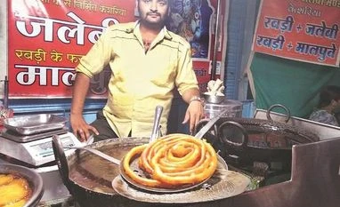 Lok Sabha polls: It's a Modi wave at Indore's 200-year-old food market The food vendors feel that unlike previous polls, when the city would vote for 8-time MP Sumitra Mahajan, this time the vote will be for Modi