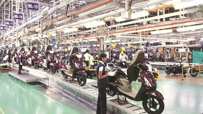 TVS, scooter TVS, scooter