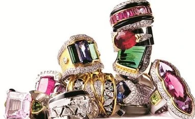 Gems, jewellery exports rise 12% to Rs 19,855 crore in November: GJEPC craft, gems