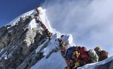 Mountaineers including 7 foreigners go missing on way to Nanda Devi peak Mount Everest