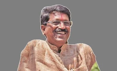 Will not accept such remarks: Arvind Sawant on Shiv Sena Bhavan remark Arvind Sawant | File photo