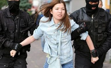 Hong Kong leader Lam apologises as protesters press demands for her to quit Honk Kong