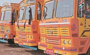 Truck rentals drop by 5-7% in past fortnight as lockdowns hit production trucks