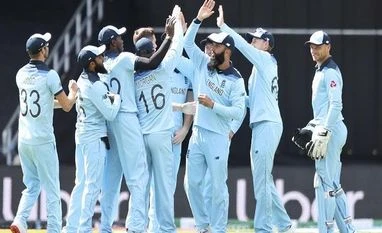 ENG vs AUS Preview ICC CWC 2019: Australia's might to test England's guts England's cricketers celebrate the dismissal of Sri Lanka's Kusal Perera