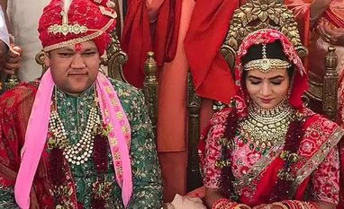 Rs 200-cr wedding leaves Auli in a mess, Guptas to pay cost of cleaning up Gupta family,auli
