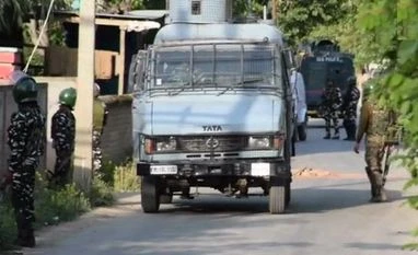 Encounter breaks out in J&K's Budgam, 1 terrorist killed; internet snapped Budgam, Jammu & Kashmir