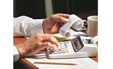 Awards and rewards for revenue officers must go collections, calculations, revenue