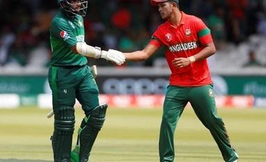 In pictures: Pakistan and Bangladesh clash in Cricket World Cup Pakistan vs Bangladesh