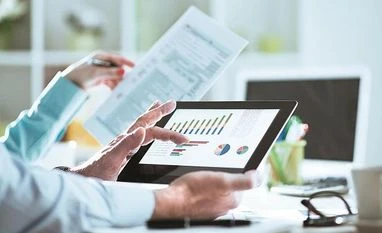 Apple, Microsoft, Alphabet report combined profits of more than $50 billion Apple, Microsoft, Alphabet report combined profits of more than $50 billion