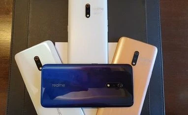 Realme X brings pop-up selfie camera, in-display fingerprint at Rs 16,999 Realme X