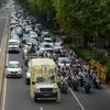 New Delhi: A van carries the mortal remains of former Delhi chief minister Sheila Dikshit towards DPCC office, in New Delhi, Sunday, July 21, 2019. Dikshit passed away at the age of 81 on Saturday. (PTI Photo/Shahbaz Khan)(