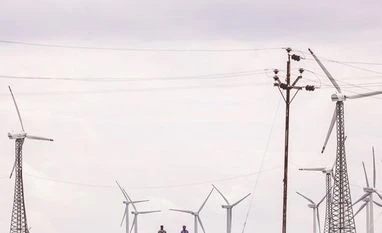 CPPIB exploring buying out ReNew Energy shareholders, making firm pvt ReNew entered Indian bond market in 2015 with three issuances of Rs 400 cr, Rs 280 cr and Rs 451 cr